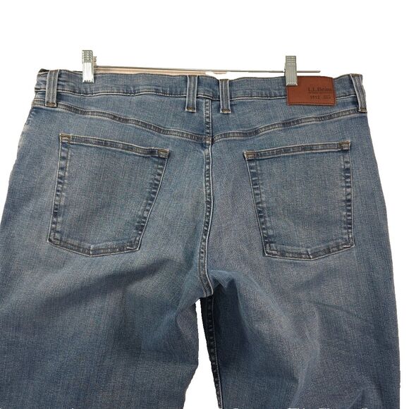 LL Bean 1912 Jeans BeanFlex Men's Size 40x32 Standard Fit Blue Stretch - Picture 4 of 10